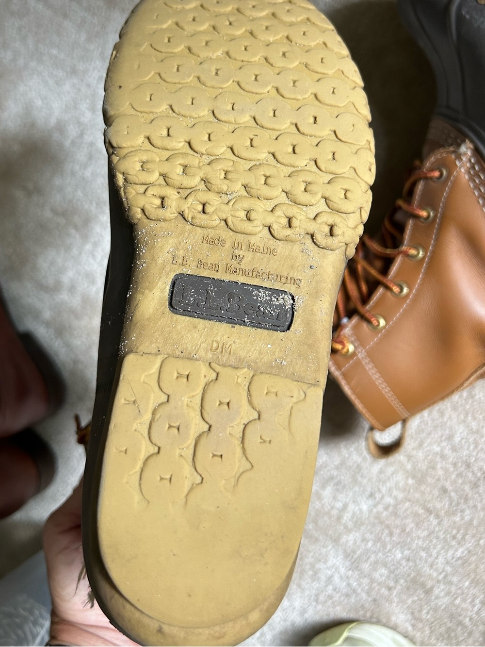 L.L. Bean Tan and Black Bean Boots - Picture 4 of 5